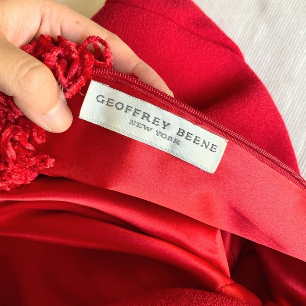 Vintage 1980s 1990s Geoffrey Beene Red Dress w Chenile fringe collar sleeve hems - Picture 5 of 10